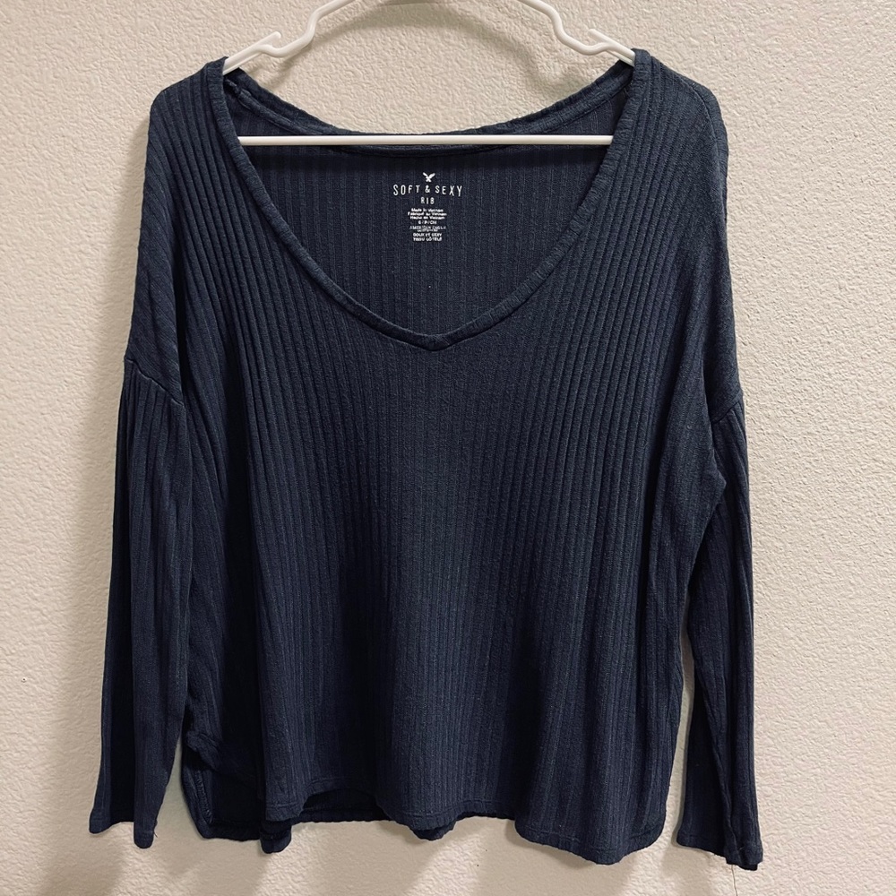 American Eagle shirt